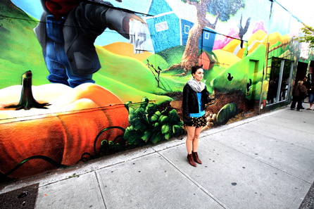 Sara Bareilles - "King Of Anything" behind-the-scenes shot (2010) - 06