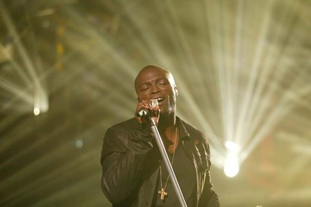 Seal - One Night to Remember Live - 1