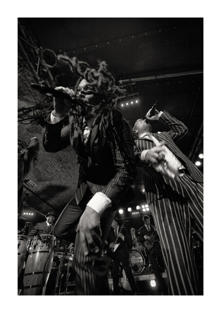 Seeed - @ Koeln - Club Bahnhof Ehrenfeld 03.10.2012 - 02