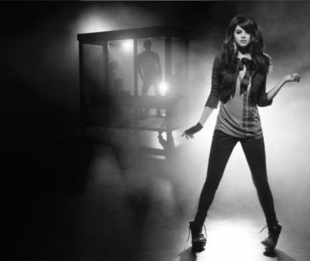 Selena Gomez - Kiss & Tell - 12