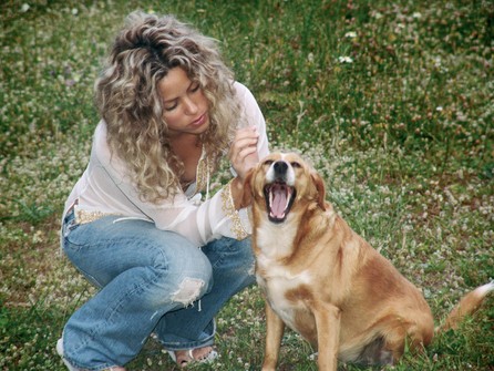 Shakira - Oral Fixation Vol. 2 2005 - 8