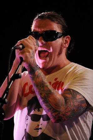 Shinedown - The Sound Of Madness - 15