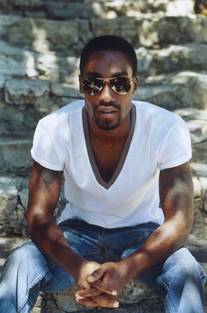 Simon Webbe - August 2006 - 1