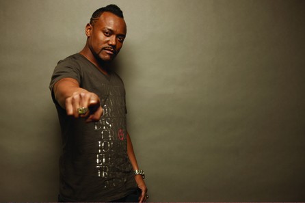 The Black Eyed Peas - The E.N.D. - 5