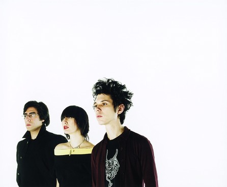 Yeah Yeah Yeahs - Fever To Tell 2003 - 11