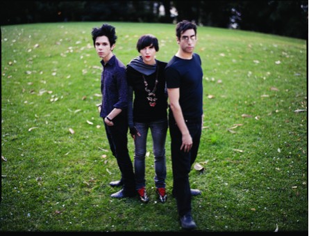 Yeah Yeah Yeahs - Show Your Bones 2006 - 7